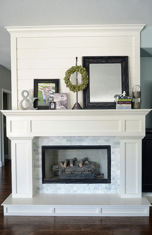 8-items-perfect-for-decorating-any-fireplace-mantel